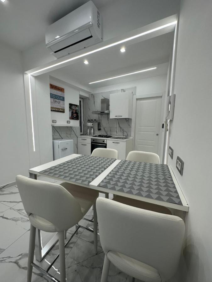 Appartement Mavy House Napoli Extérieur photo